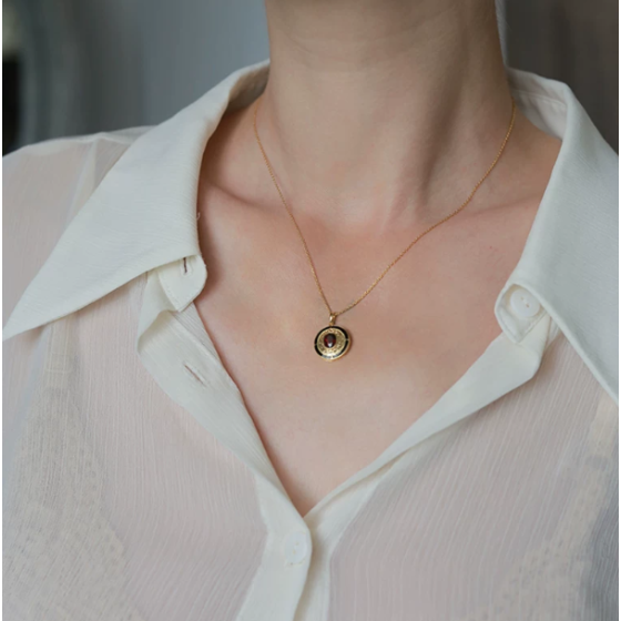Italian Vintage Fashion Jewelry Flame Knight Necklace